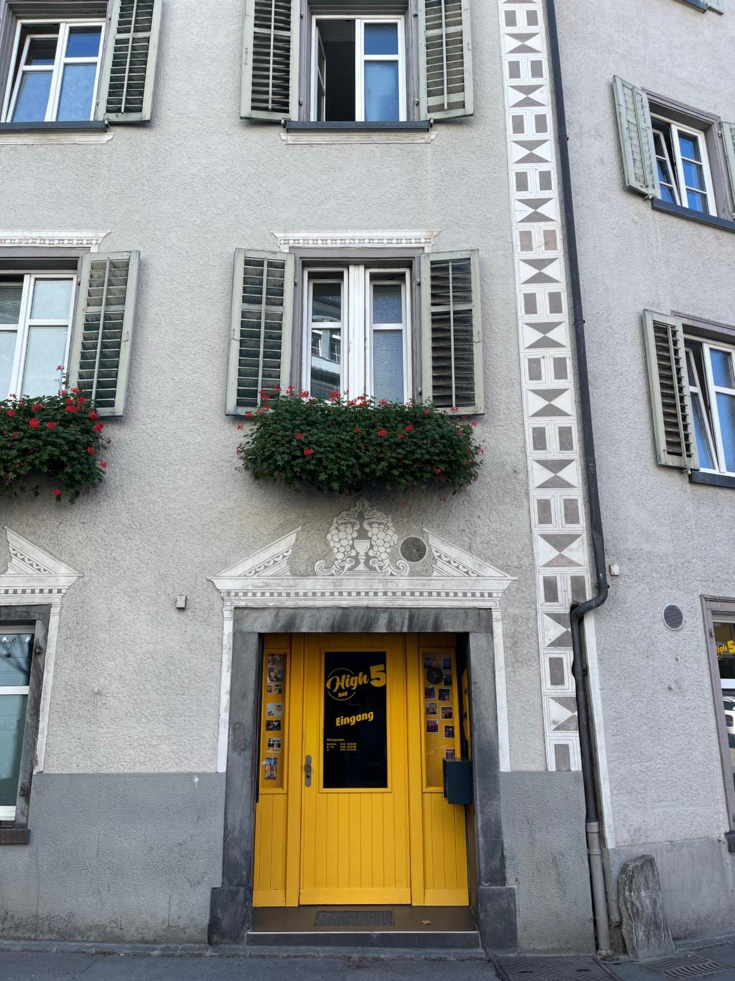 Haus Zum Ruetli Apartment Chur Luaran gambar